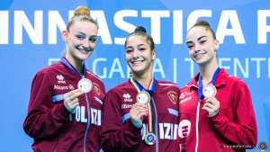 podi specialita sfe03421 copia simone ferraro ph